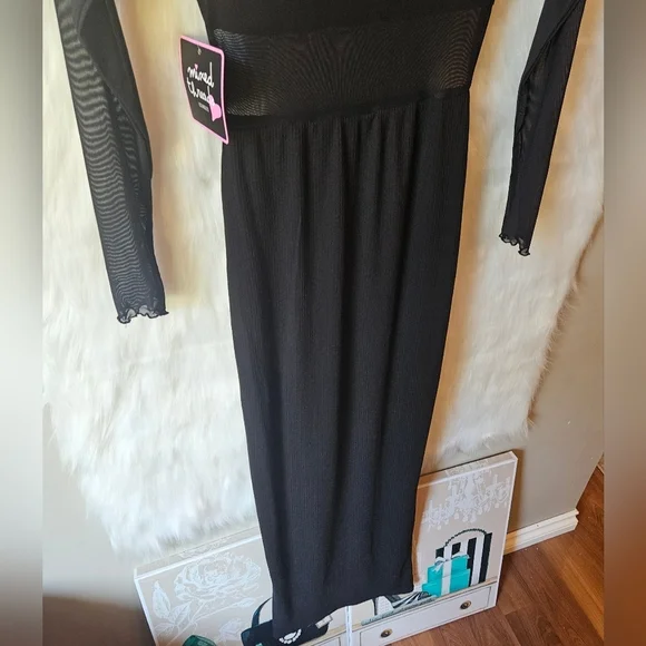 Mixed Threads Elegant Black Mesh Long Sleeve Dress - Picture 5 of 9